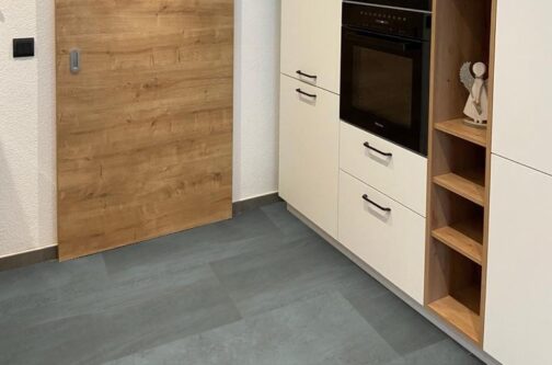 RIGID KLICK-VINYLGROßFORMATSFLIESE "GREY" – Bild 2