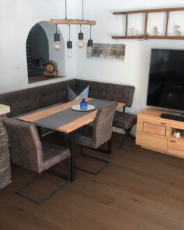 WeDo floors – MANUFAKTUR – 3-Schicht Breitdiele „EICHE ASTIG/LEBHAFT – R201“ 3D gebürstet, wohnfertig farbgeölt